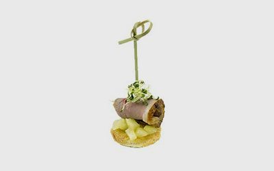 Атле с уткой и персиком