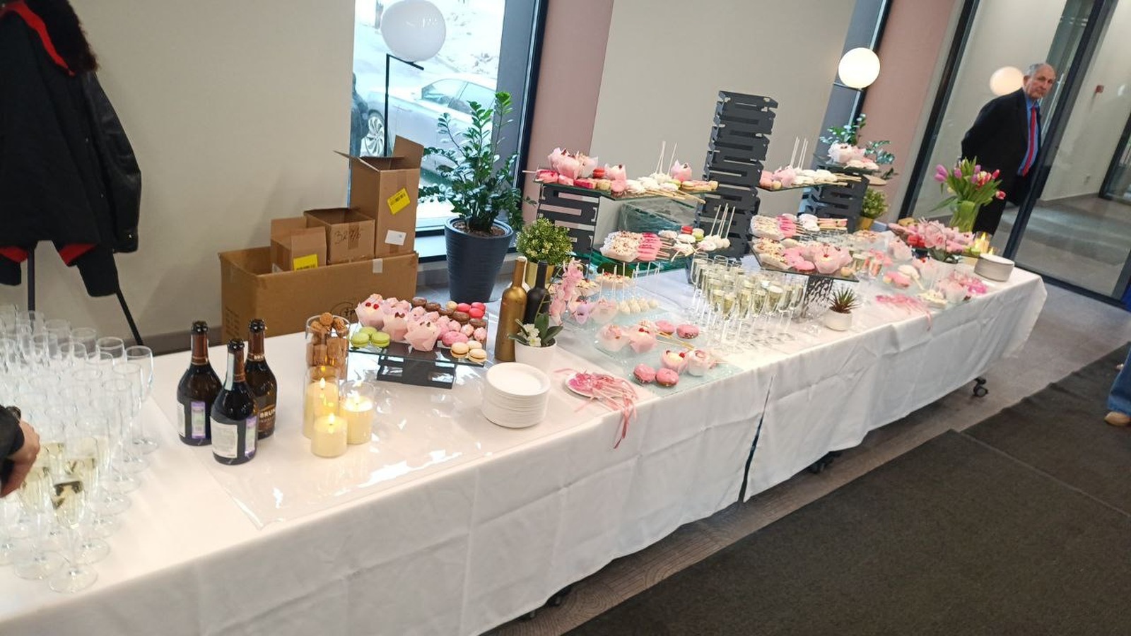 Кенди бар (Candy bar)